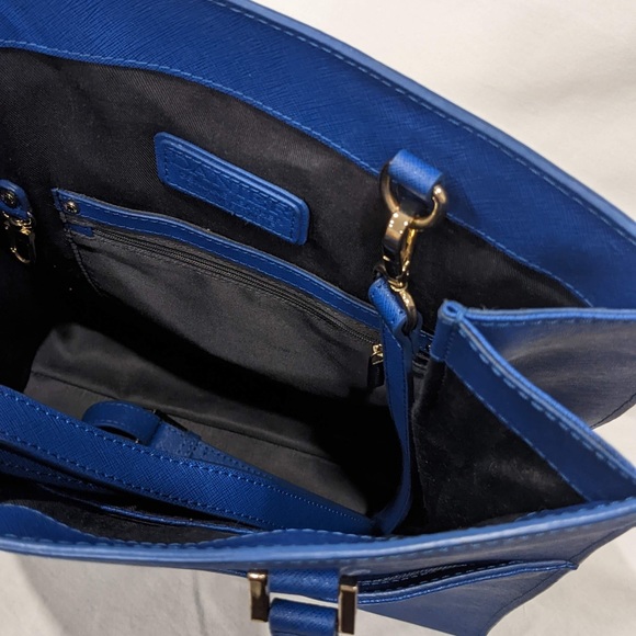 Danier cobalt blue steffiano leather bag - Picture 6 of 10